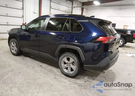 2022 Toyota Rav4 Xle z USA, uszkodzony, nr VIN 2T3P1RFV1NW286365